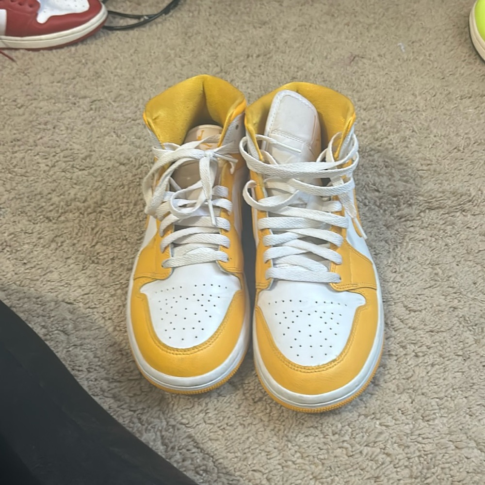 jordan 1 mid